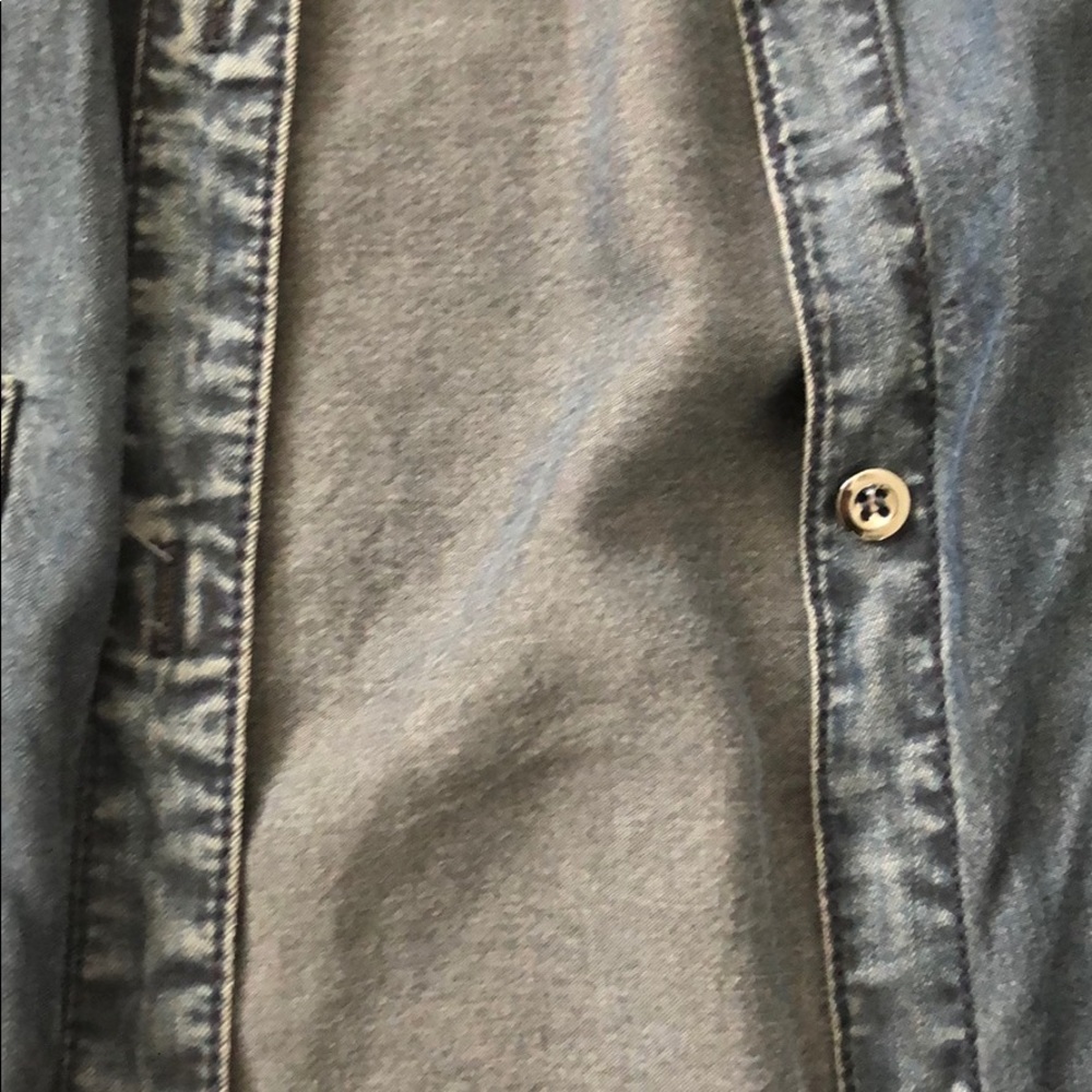 Oversize chambray button down - Picture 5 of 6